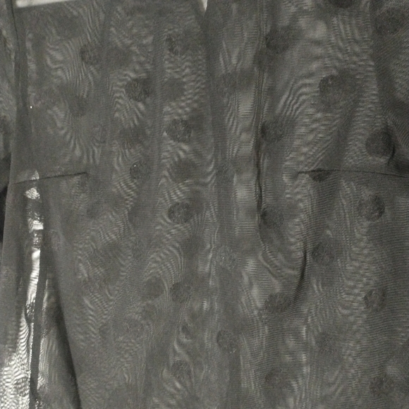 Divided women's black sheer top size 4 - Picture 2 of 6